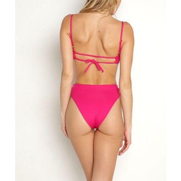 New. L*SPACE Pink D-cup bikini set. D-cup/small. Retails $209 - Picture 3 of 13